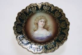 Royal Vienna ZEH SCHERZER ZS And Co Porcelain Portrait Plate Artist Signed Gracioga
